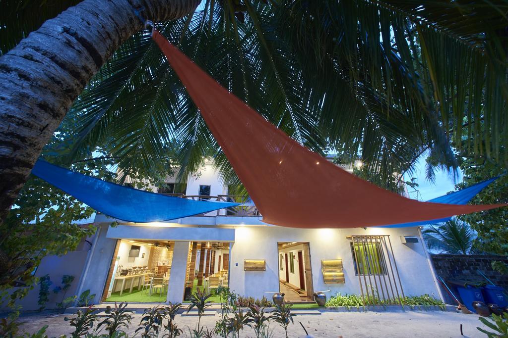 Masaaree Boutique Hotel Maafushi Exterior photo